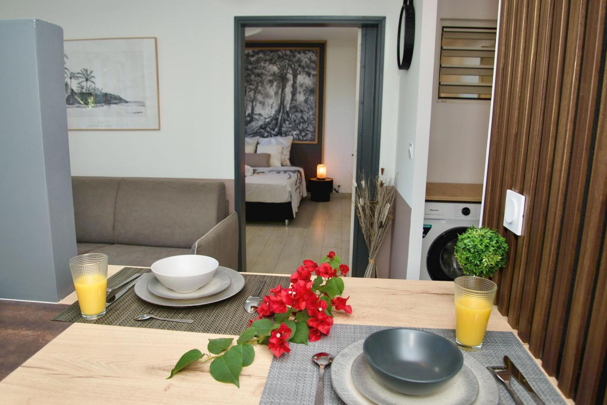 דירות Le Onzieme Chez Nathalie Et Jean Hugues מראה חיצוני תמונה